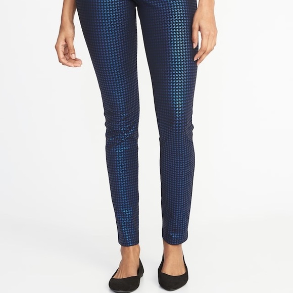 Old Navy Pants - Old Navy Mid Rise Full Length Pixie Pant Size 18